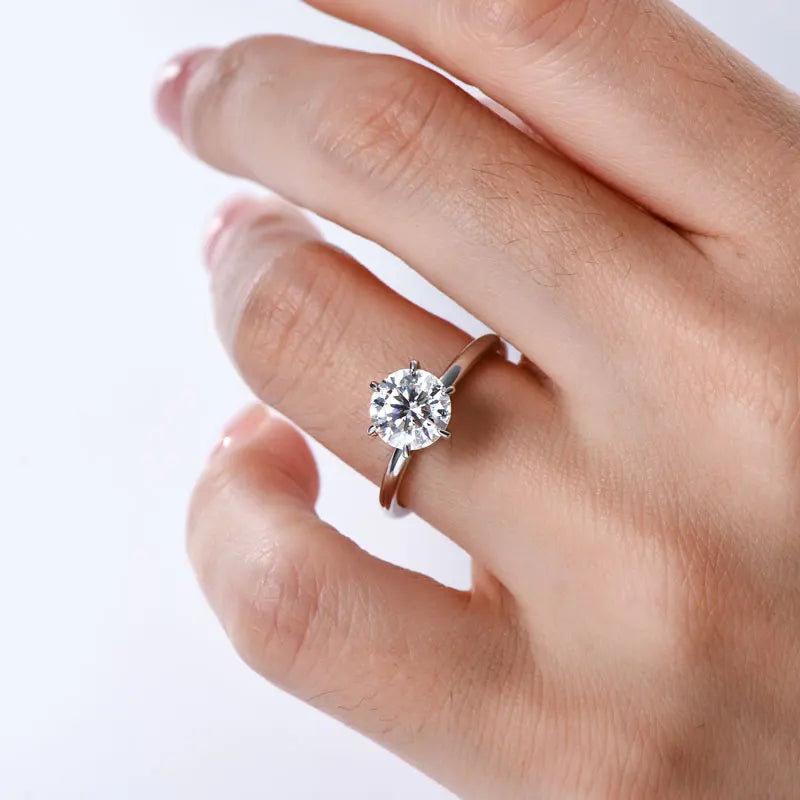Fashion Solitaire Moissanite Rings