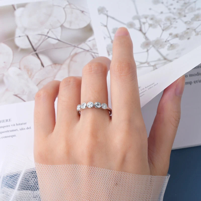 5 Stone Jewelry D Grade Bezel Set 3MM Moissanite 14K Gold Plated 925 Sterling Silver Wedding Bands Ring for Women Girls