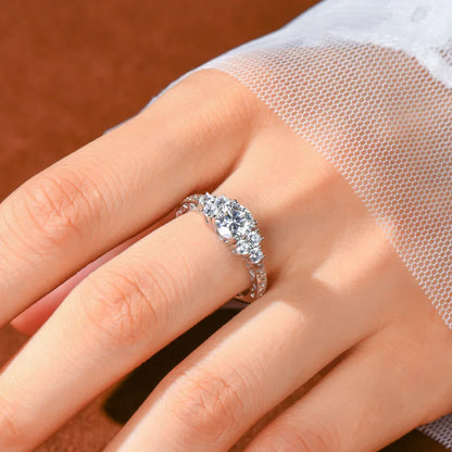 Round Moissanite Wedding Promise Ring