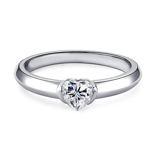 Hot Sell Wholesale Price 925 Sterling Silver 0.5ct Heart Shaped Moissanite Solitaire Engagement Ring for Women