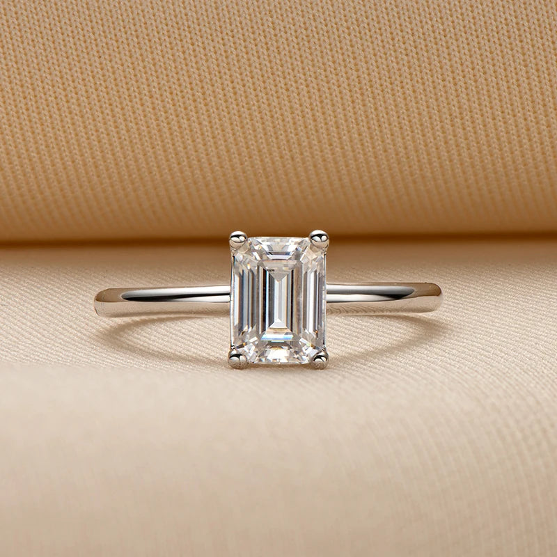 GRA Certification Solitaire Emerald Cut Moissanite Ring D Color 5x7mm 1.0ct Sterling Silver Engagement Promise Rings for Her