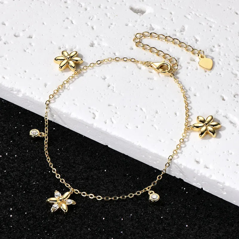 Adjustable Fashion Style S925 Silver Mossanite 2mm & 2.5mm Round Fine Flower Pendant VVS Moissanite Bracelet for Women Girls
