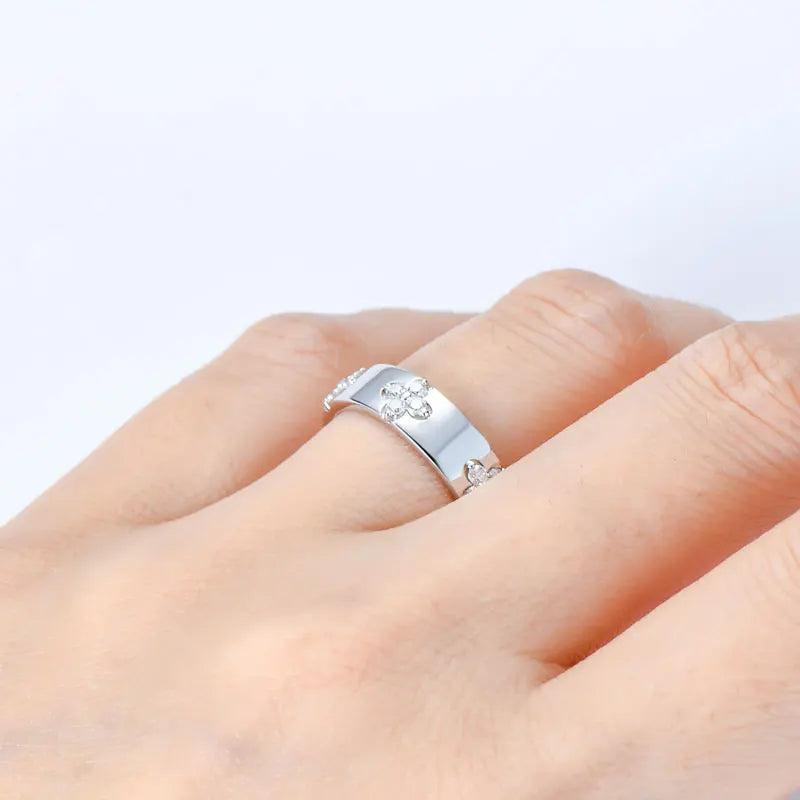 Clovera Ring