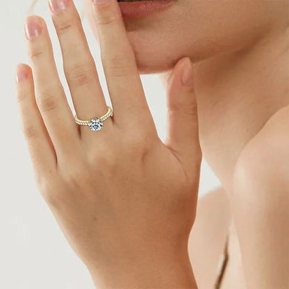 Factory GRA Certification 8mm 2.0CT Moissanite S925 Sterling Silver Four Claws Classic Wedding Engagement Ring for Women