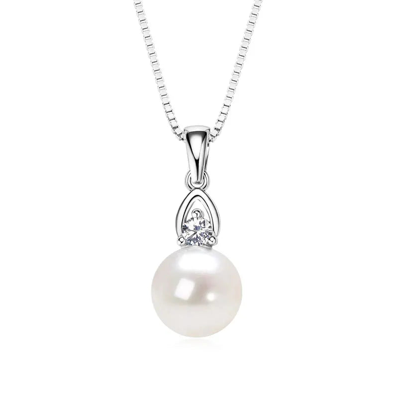 Luna Pearl Choker