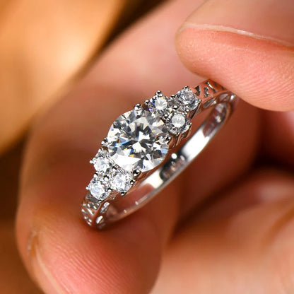 Round Moissanite Wedding Promise Ring