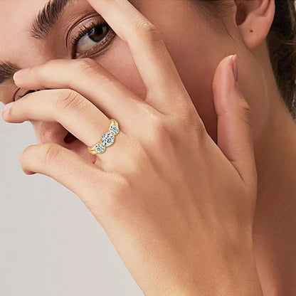 925 Silver Clad 6.5mm 1.0ct 5mm 0.5ct Round Moissanite Three Stone Engagement Ring Women Wedding Band for Women