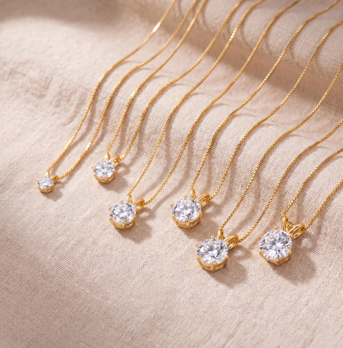 6 claw Moissanite pendant